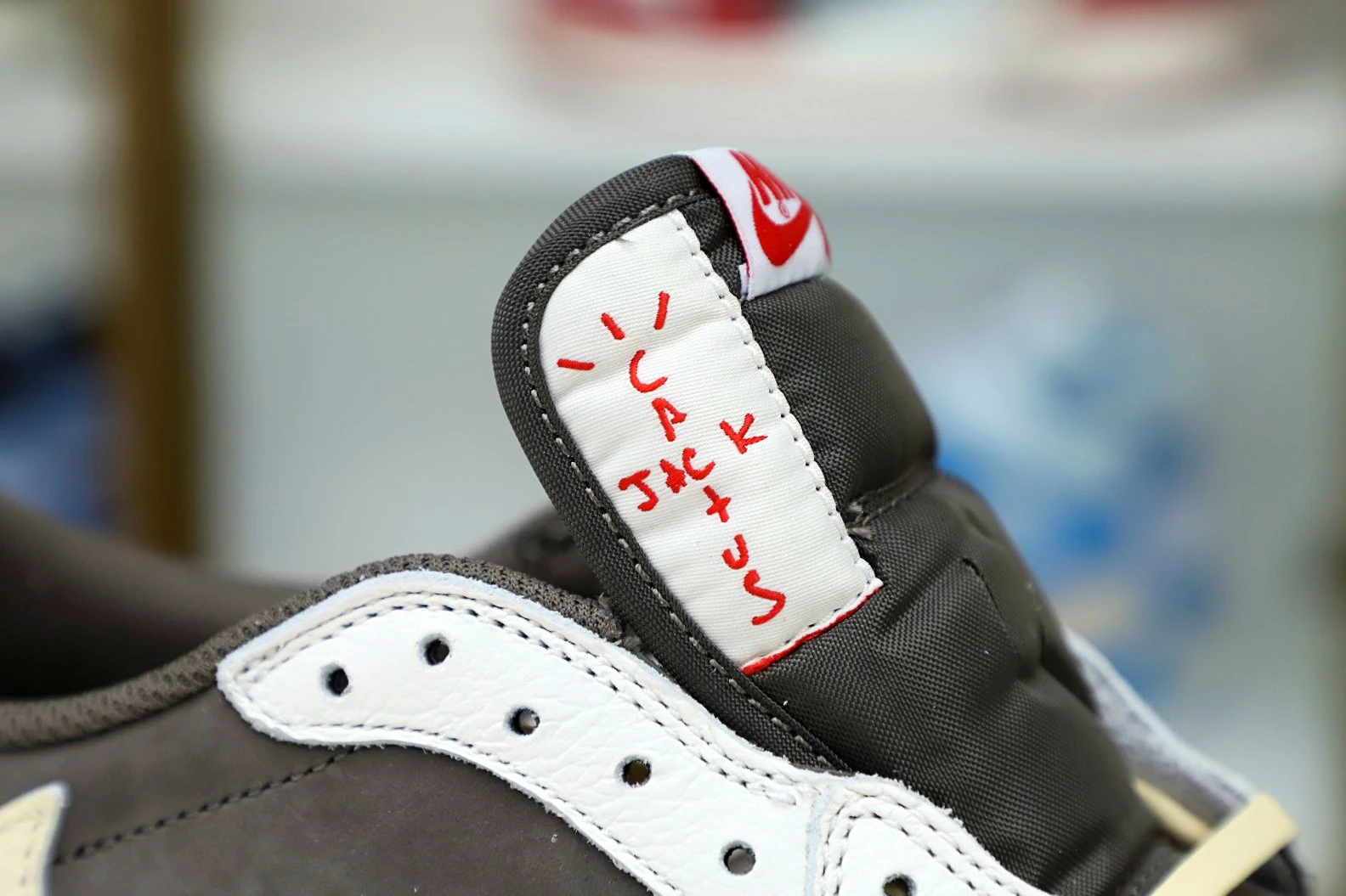 Comfortable Kimikick TRAVIS SCOTT X AIR JORDAN 1 LOW OG REVERSE MOCHA 1933