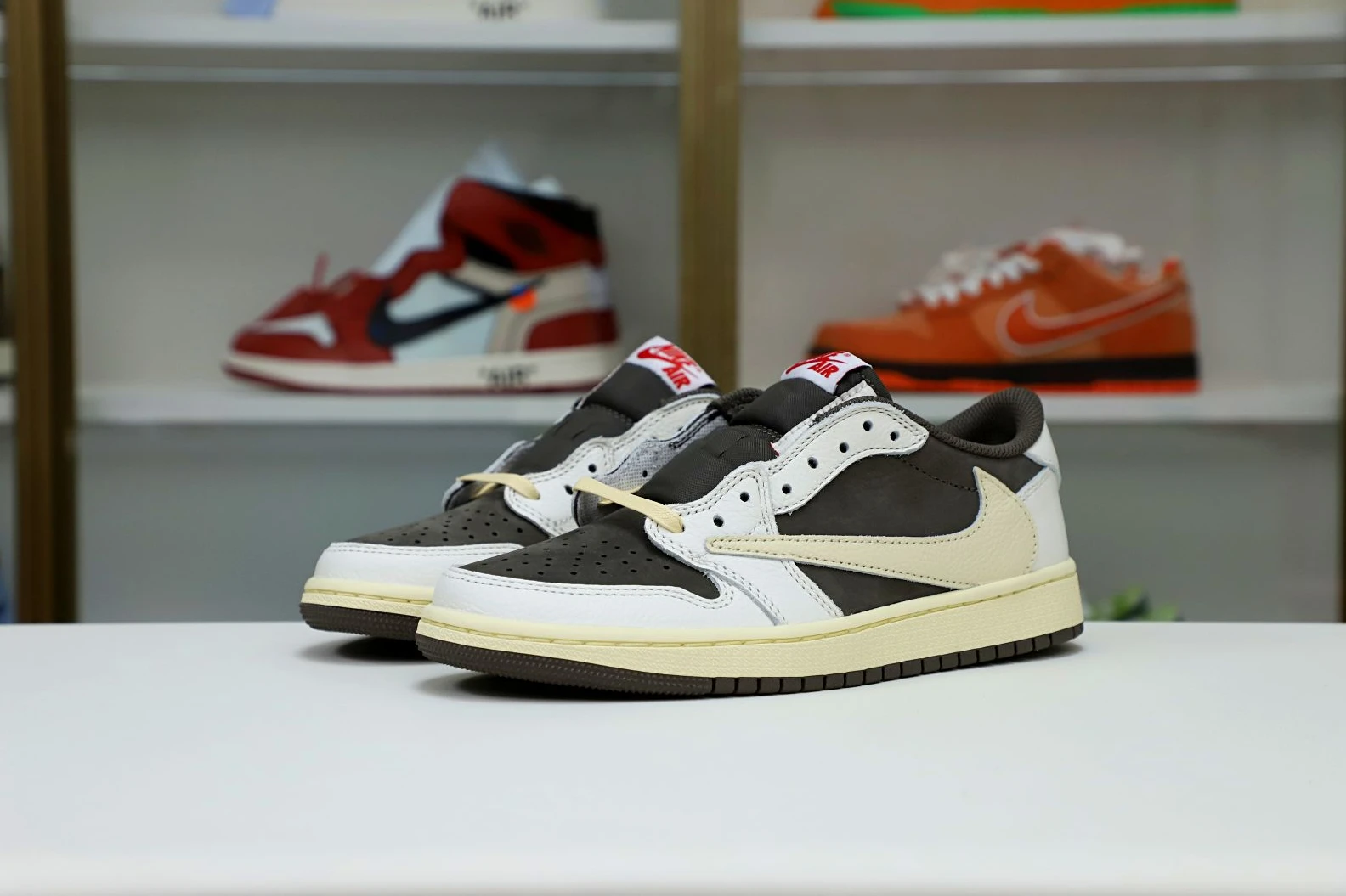 Comfortable Kimikick TRAVIS SCOTT X AIR JORDAN 1 LOW OG REVERSE MOCHA 1933