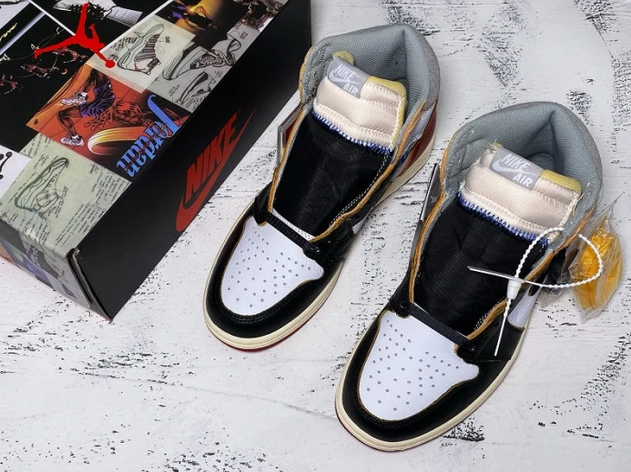 Comfortable Union x Air Jordan 1 Retro High OG BV1300- 903