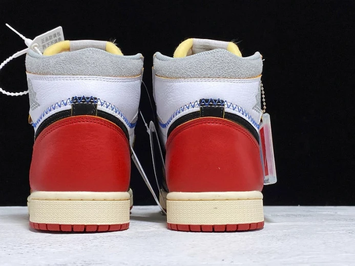 Comfortable Union x Air Jordan 1 Retro High OG BV1300- 903