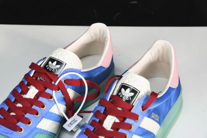 Comfortable adidas x Gucci women's Gazelle sneaker 707867 U7R10 2878