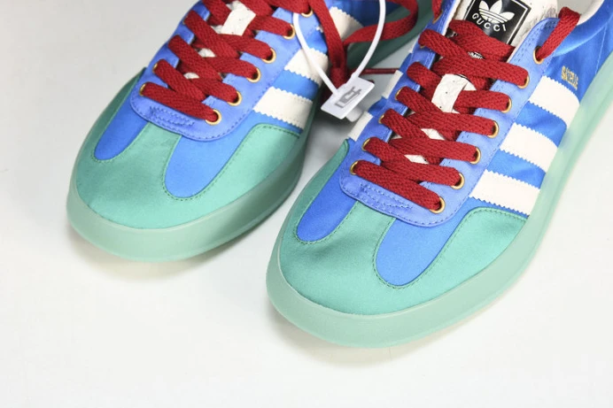 Comfortable adidas x Gucci women's Gazelle sneaker 707867 U7R10 2878