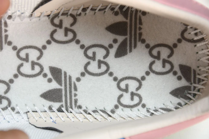 Comfortable adidas x Gucci women's Gazelle sneaker 707867 U7R10 2878