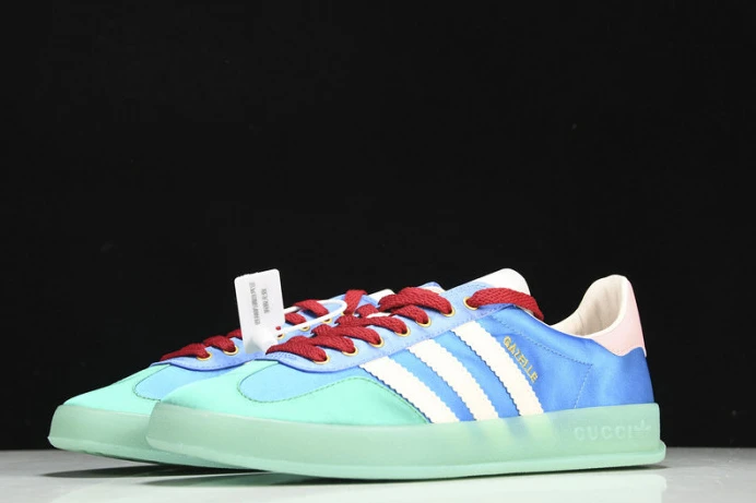 Comfortable adidas x Gucci women's Gazelle sneaker 707867 U7R10 2878