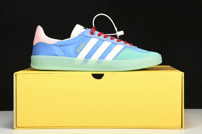Comfortable adidas x Gucci women's Gazelle sneaker 707867 U7R10 2878