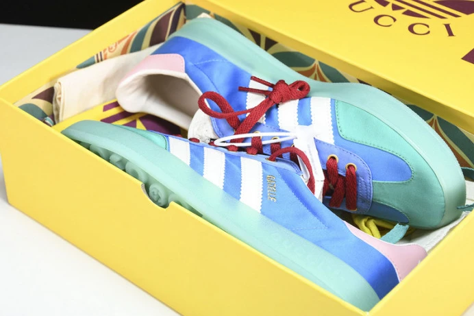 Comfortable adidas x Gucci women's Gazelle sneaker 707867 U7R10 2878