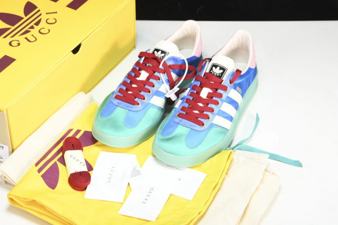 Comfortable adidas x Gucci women's Gazelle sneaker 707867 U7R10 2878