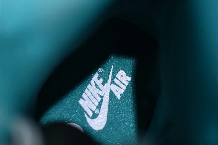 Comfortable air jordan 1 turbo green 555088- 1302