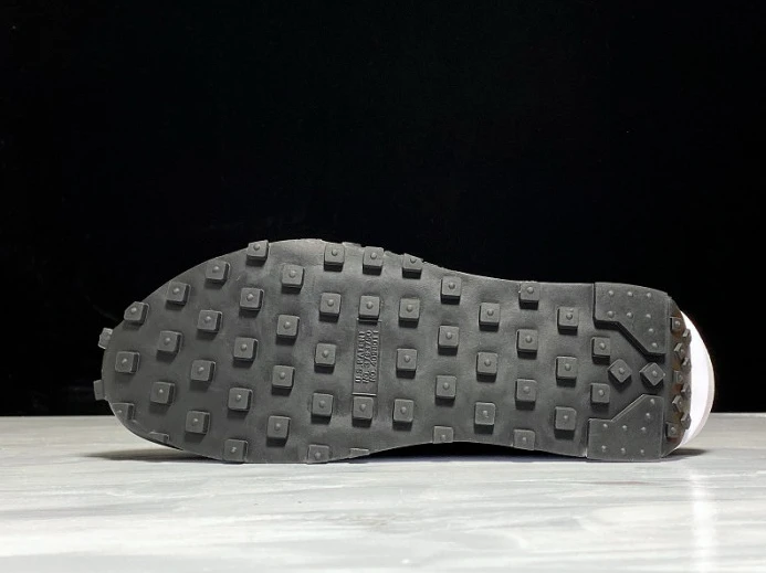 Comfortable sacai nike ldv waffle black nylon bv0073- 3131