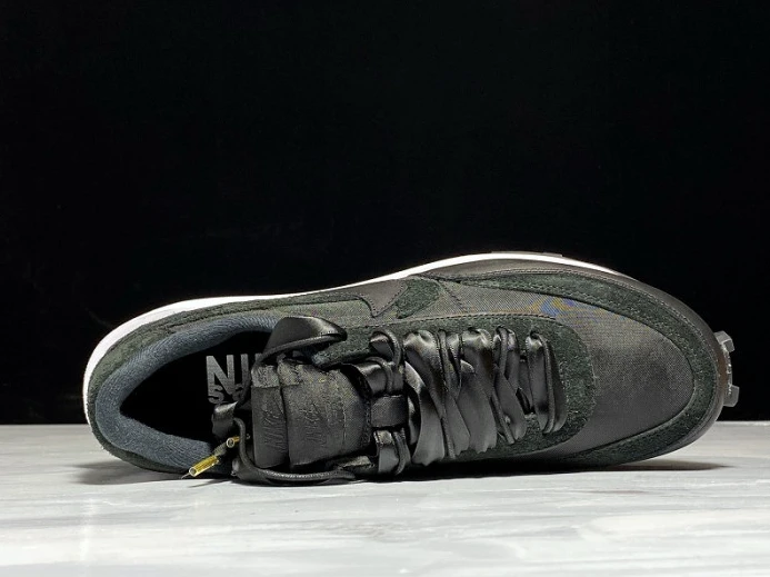 Comfortable sacai nike ldv waffle black nylon bv0073- 3131