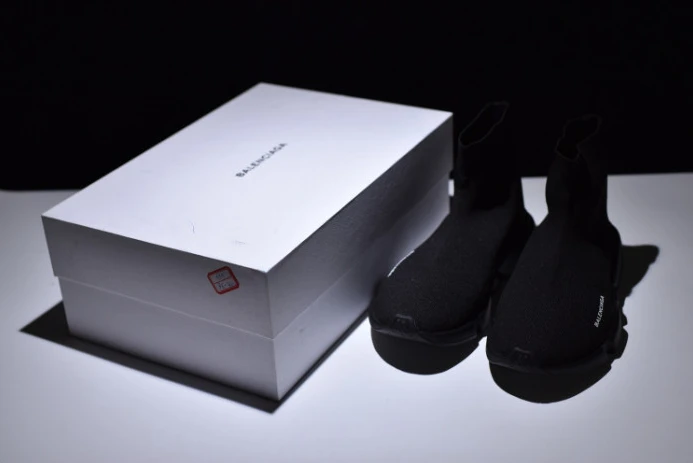 Comfortable speed trainer sneakers 2089