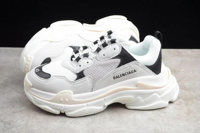 Comfortable triples trainer sneakers 2121