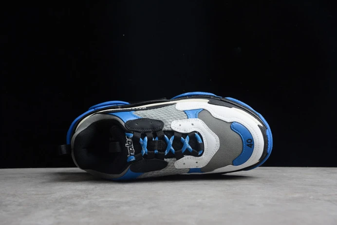 Comfortable triples trainer sneakers 2288