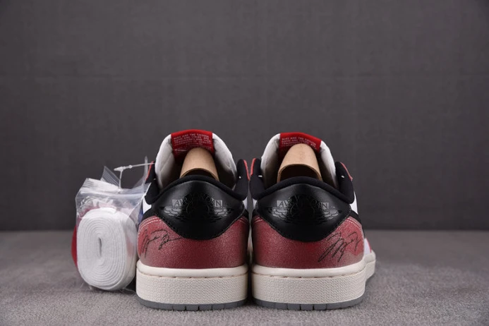 Comfortable trophy room x air jordan 1 low og fn0432- 1600
