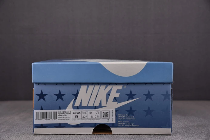 Comfortable trophy room x air jordan 1 low og fn0432- 1600