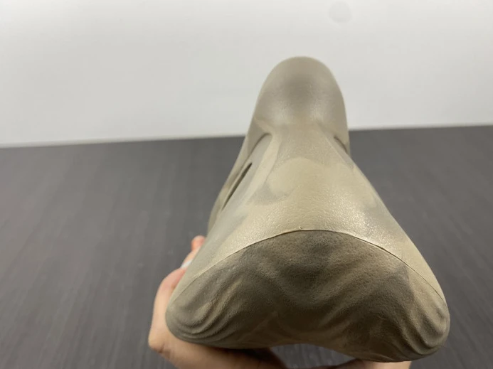 DailyWear Adidas Yeezy Foam RNNR Stone Sage GX 419