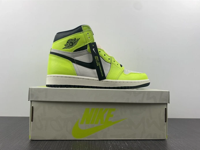 DailyWear Air Jordan 1 High OG Volt 555088- 799
