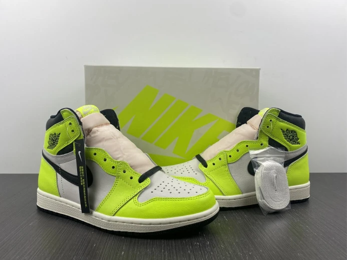 DailyWear Air Jordan 1 High OG Volt 555088- 799