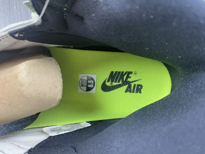 DailyWear Air Jordan 1 High OG Volt 555088- 799