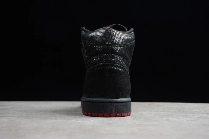 DailyWear Air Jordan 1 Retro High OG Black Gym Red DC7071- 899