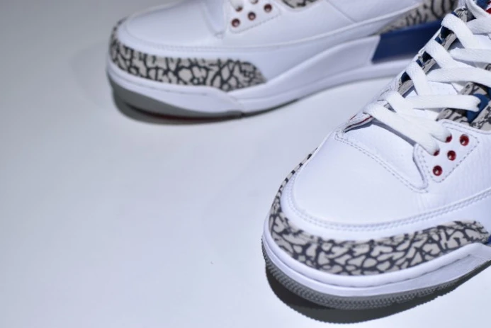 DailyWear Air Jordan 3 Retro True Blue Nike Air First Look 854262- 970
