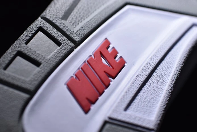 DailyWear Air Jordan 3 Retro True Blue Nike Air First Look 854262- 970