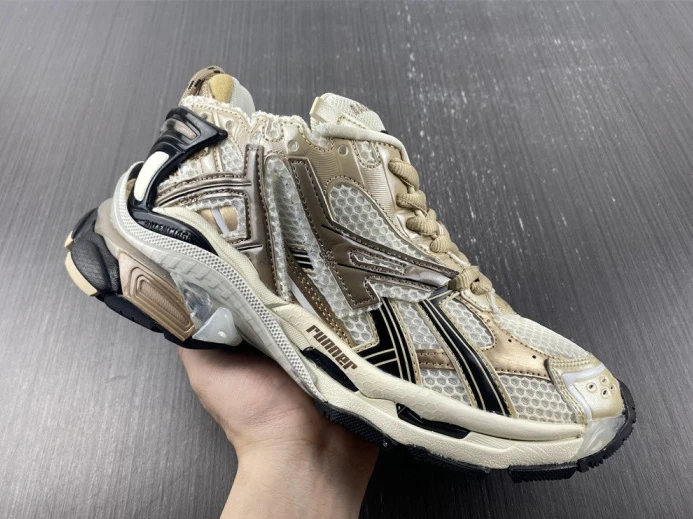 DailyWear BLCG RUNNER SNEAKER 677403 W3RN1 2715