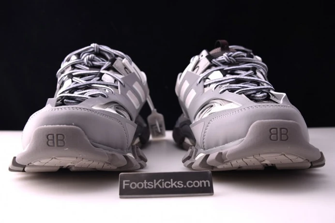 DailyWear Ba*len*cia*ga track trainer led 2129