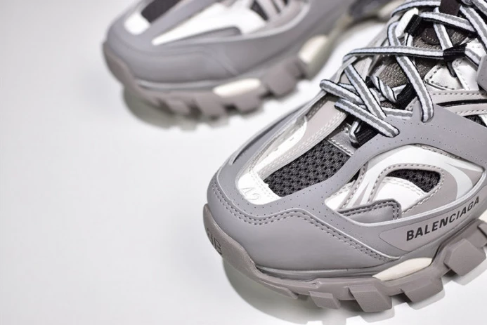 DailyWear Ba*len*cia*ga track trainer led 2129