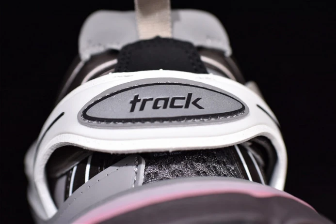DailyWear Ba*len*cia*ga track trainer led 2129