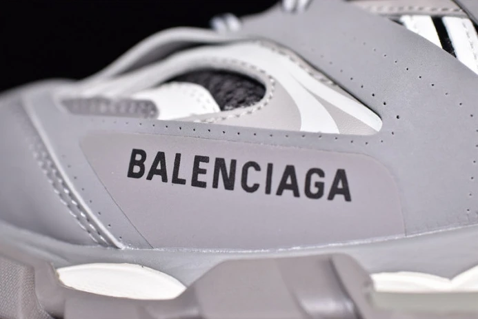 DailyWear Ba*len*cia*ga track trainer led 2129
