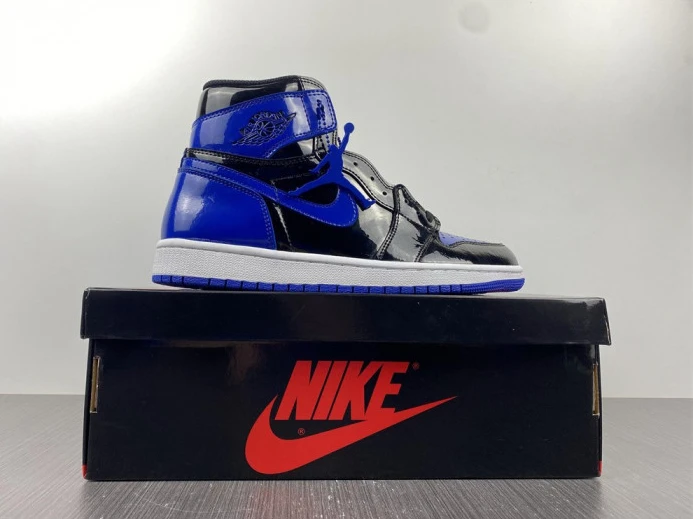 DailyWear Jordan 1 Retro High OG 555088- 786
