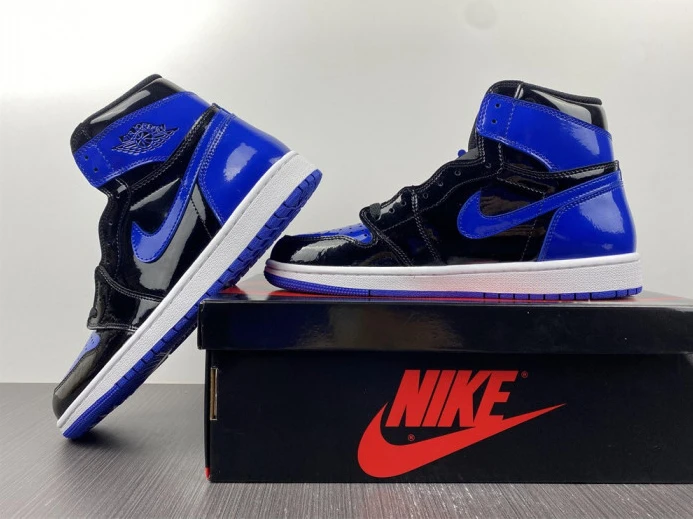 DailyWear Jordan 1 Retro High OG 555088- 786