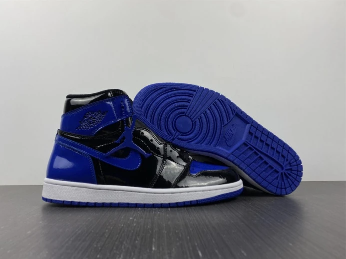 DailyWear Jordan 1 Retro High OG 555088- 786
