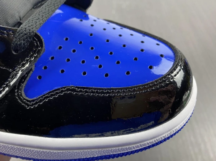 DailyWear Jordan 1 Retro High OG 555088- 786