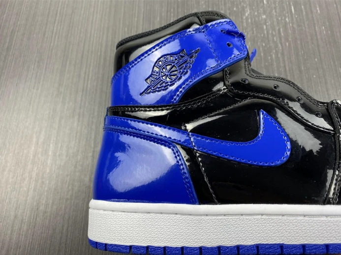 DailyWear Jordan 1 Retro High OG 555088- 786