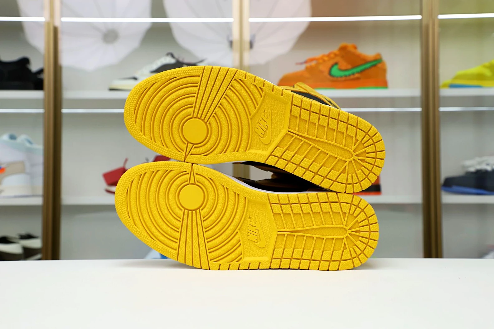 DailyWear Kimikick AIR JORDAN 1 HIGH RETRO OG 'POLLEN' 2026