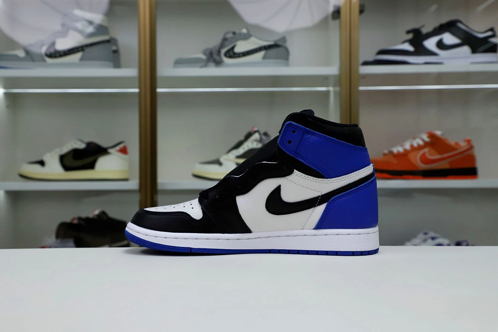 DailyWear Kimikick FRAGMENT DESIGN X AIR JORDAN 1 RETRO HIGH 1981