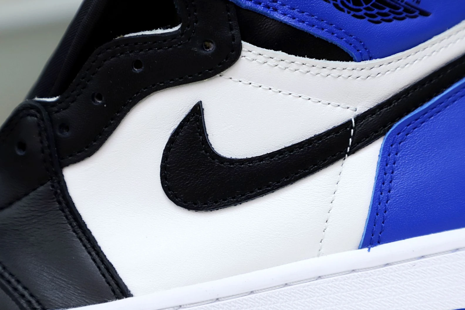 DailyWear Kimikick FRAGMENT DESIGN X AIR JORDAN 1 RETRO HIGH 1981
