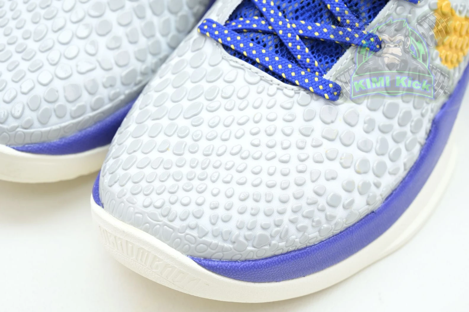 DailyWear Kimikick Nike Zoom Kobe 6 Lakers Home 3400