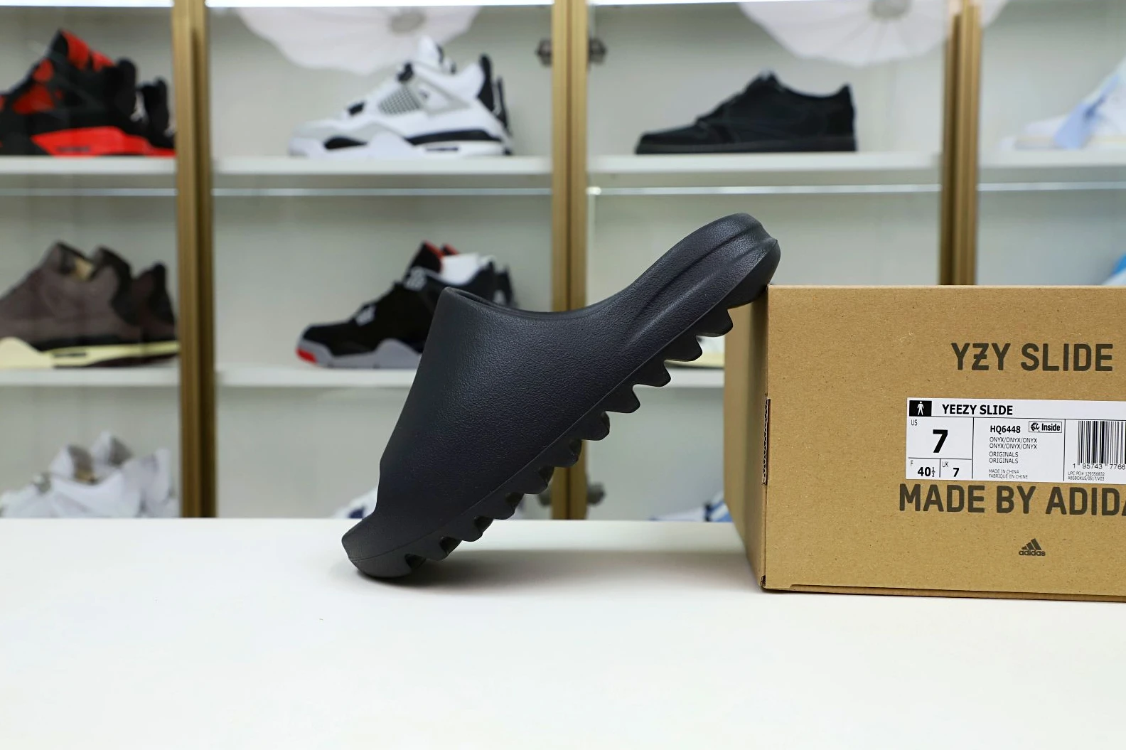 DailyWear Kimikick YEEZY SLIDE ONYX 69