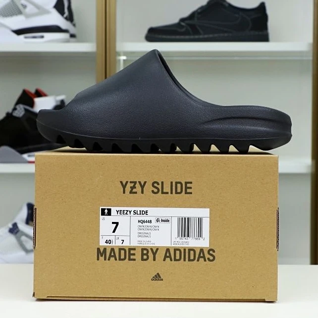 DailyWear Kimikick YEEZY SLIDE ONYX 69