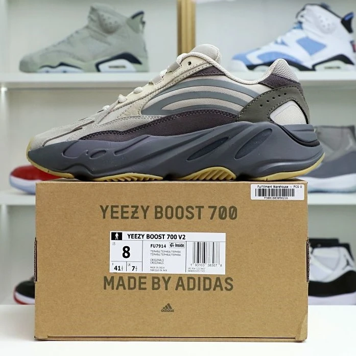 DailyWear Kimikick Yeezy boost 700 V2 Tephra 62