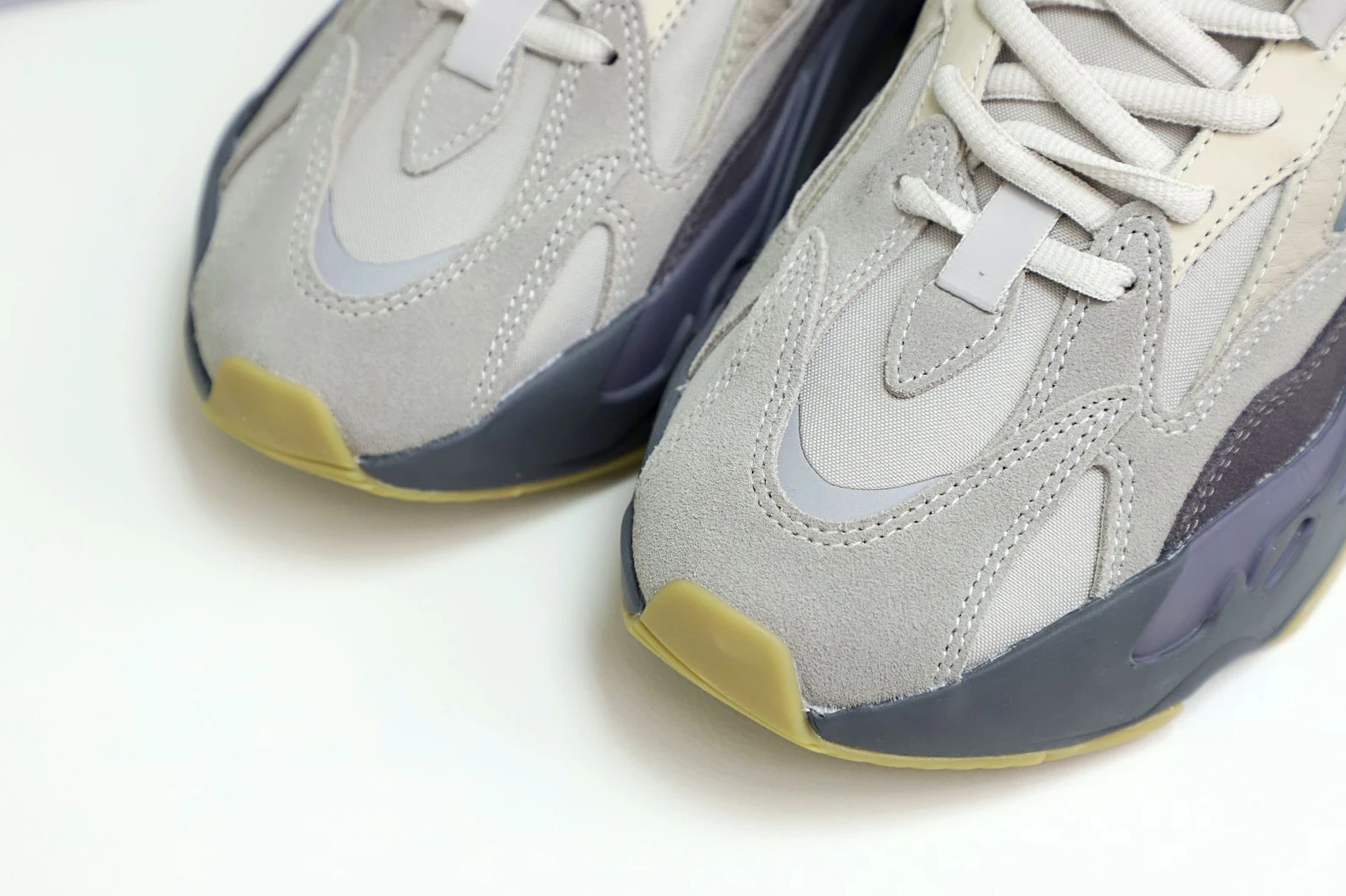 DailyWear Kimikick Yeezy boost 700 V2 Tephra 62