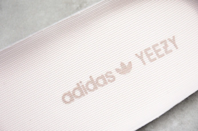 DailyWear ad*s yeezy 350 v2 yecheil reflective fx 224