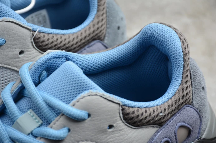 DailyWear ad*s yeezy boost 700 carbon blue fw 195