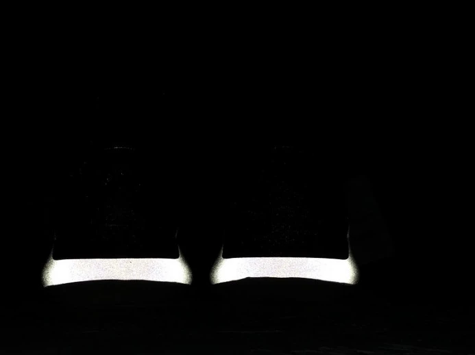 DailyWear ad*s yeezy boost basketball"quantum" eg 216
