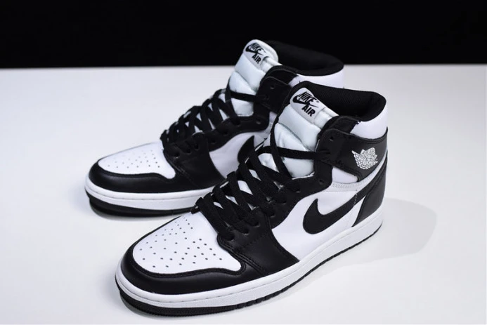 DailyWear air jordan 1 retro high og 555088- 1308