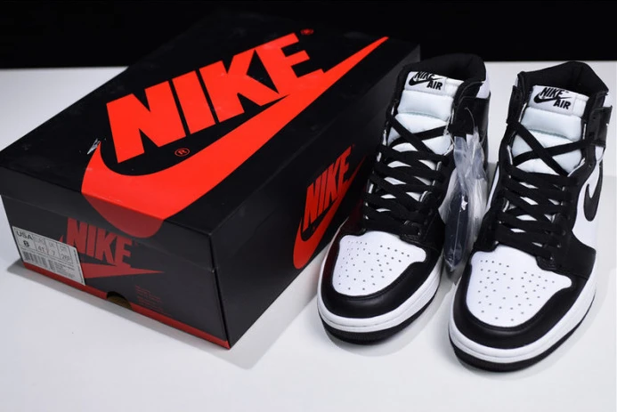 DailyWear air jordan 1 retro high og 555088- 1308