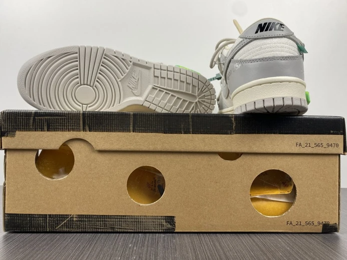 DailyWear ofw x dunk low “42 of 50” dm1602- 3218